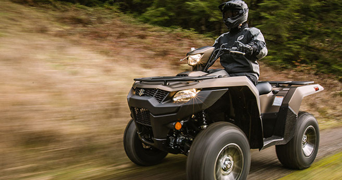 Onderhoud Suzuki Quad LTA 50.